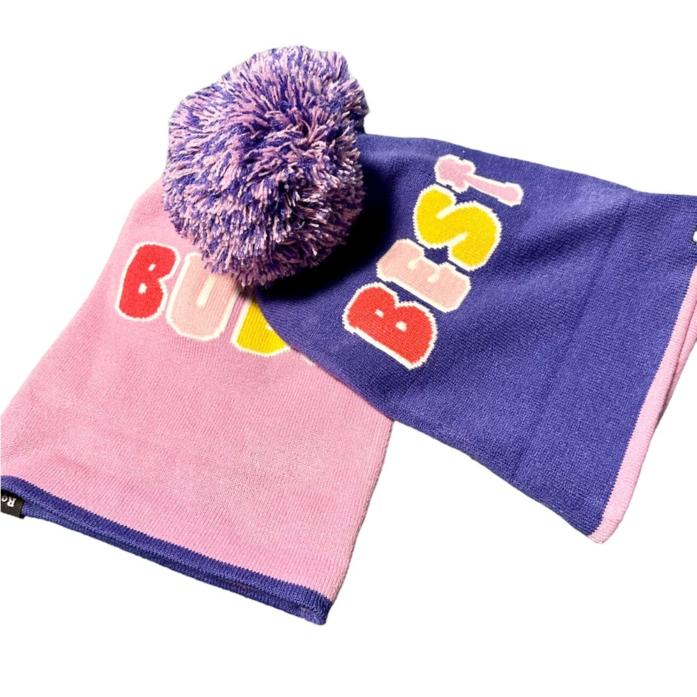 NWT ROOTS to best buds toques